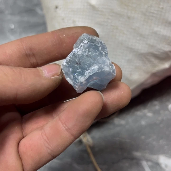 水晶296未镶嵌天青原石