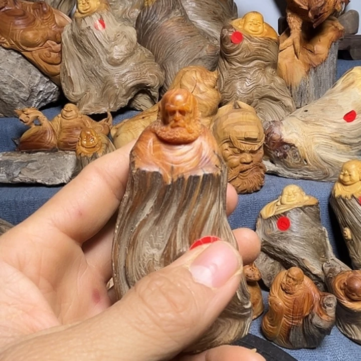 安***业太行崖柏工艺小件