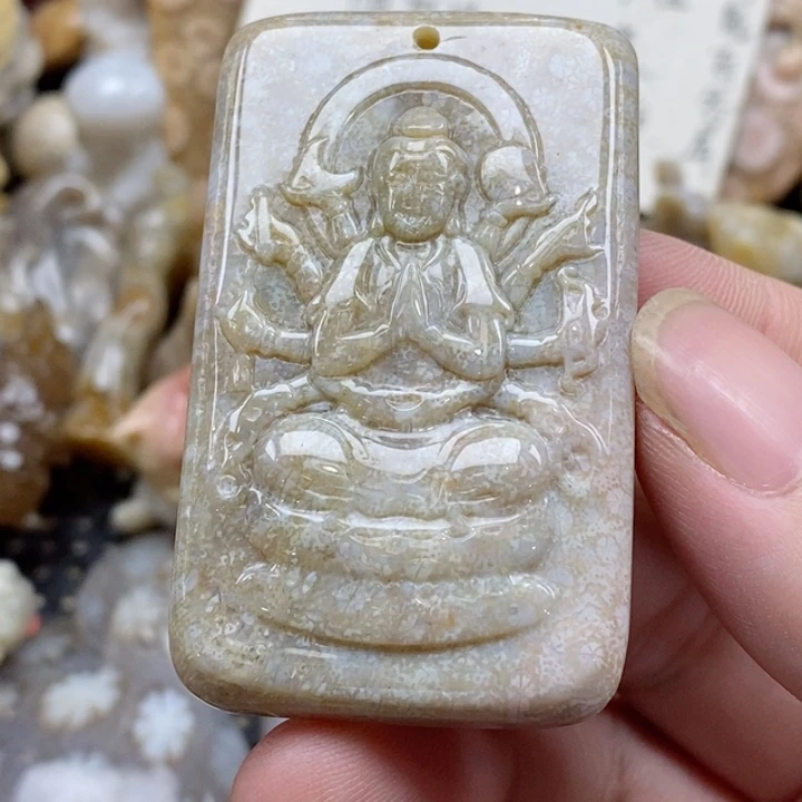 颈饰未镶嵌硅化珊瑚（珊瑚玉）