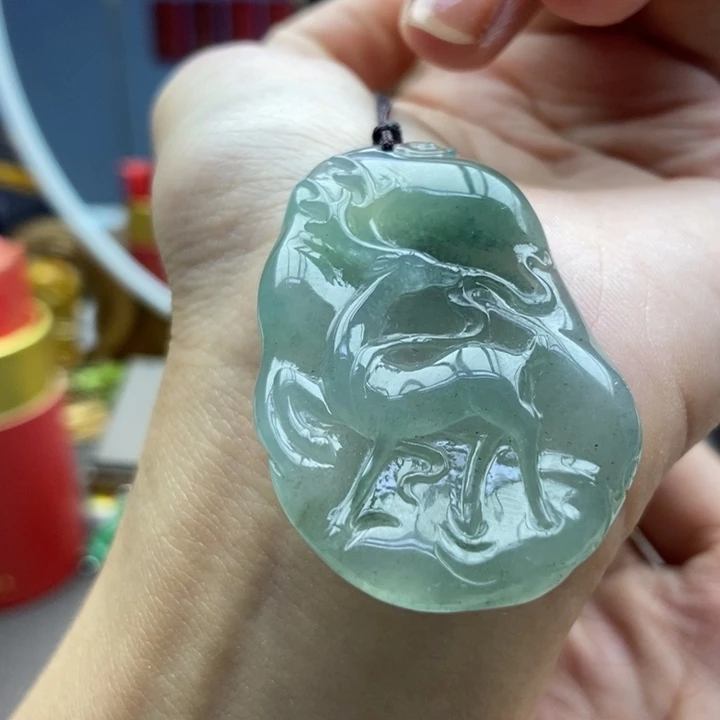 翡翠未镶嵌颈饰吊坠55