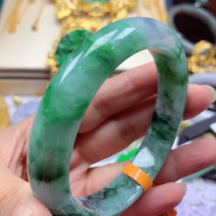 未镶嵌手镯翡翠翡翠