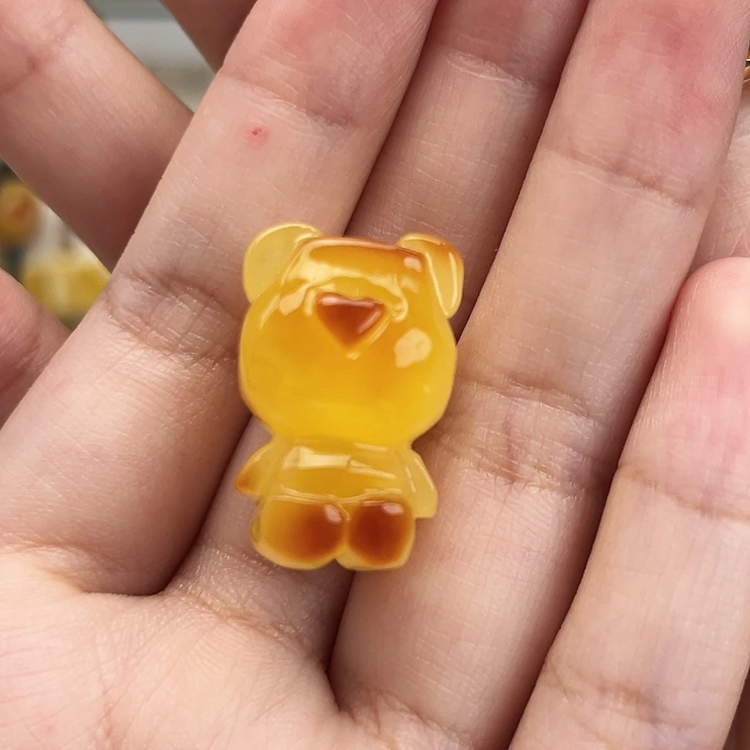 未镶嵌琥珀裸石小熊