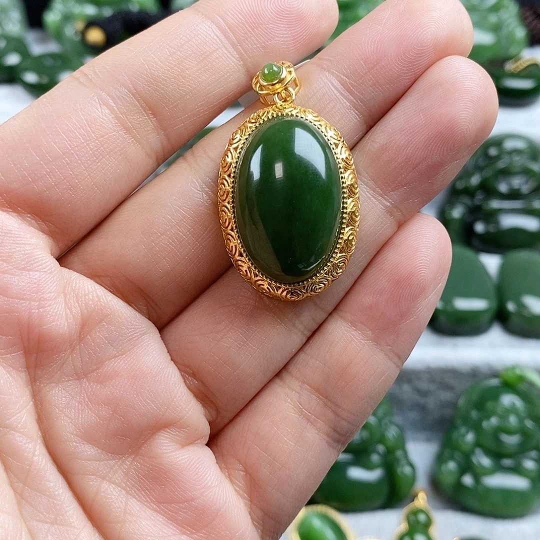 和田玉（碧玉）未镶嵌颈饰