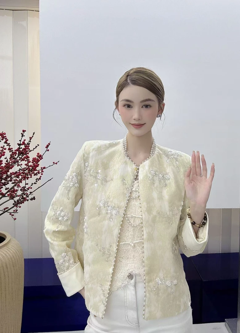 2025春季新款流行时尚重工钉珠刺绣外套2075