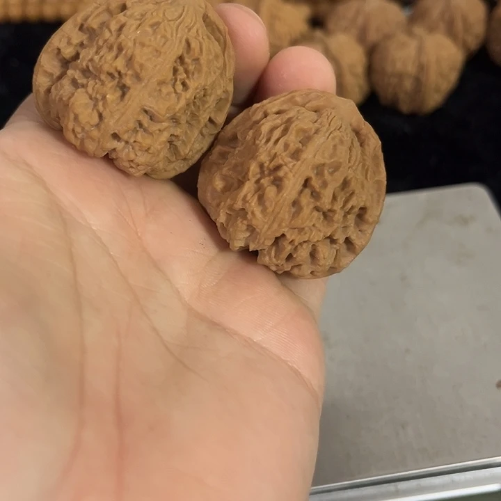 文玩核桃把件38左右南疆，编号013