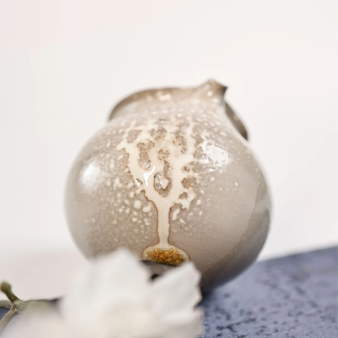 如是柴烧 · 高白泥Q河豚公道杯150cc