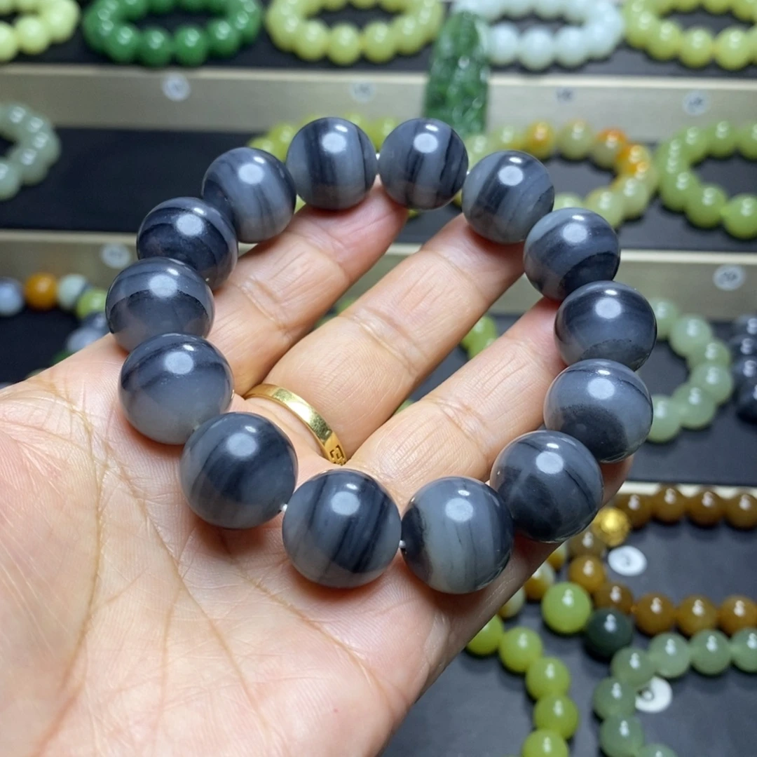 和田玉未镶嵌手串