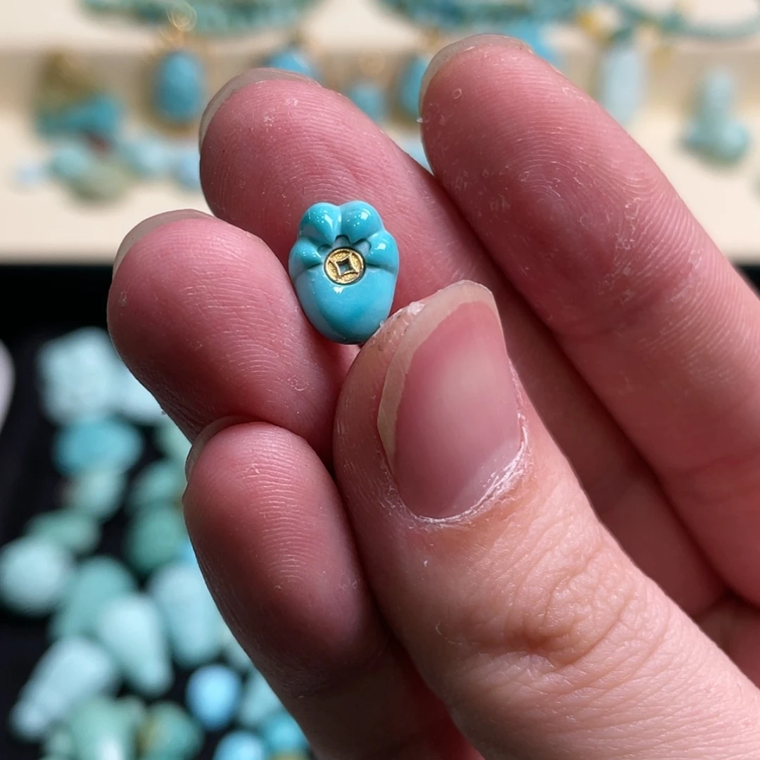 【闪购商品】未镶嵌绿松石珠宝奇石