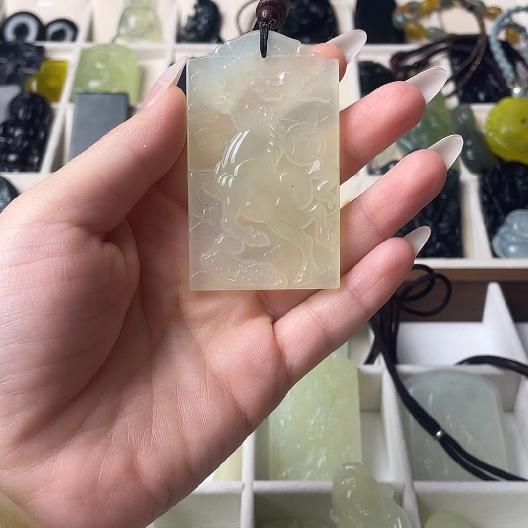 蛇纹石玉未镶嵌吊坠(不含链)