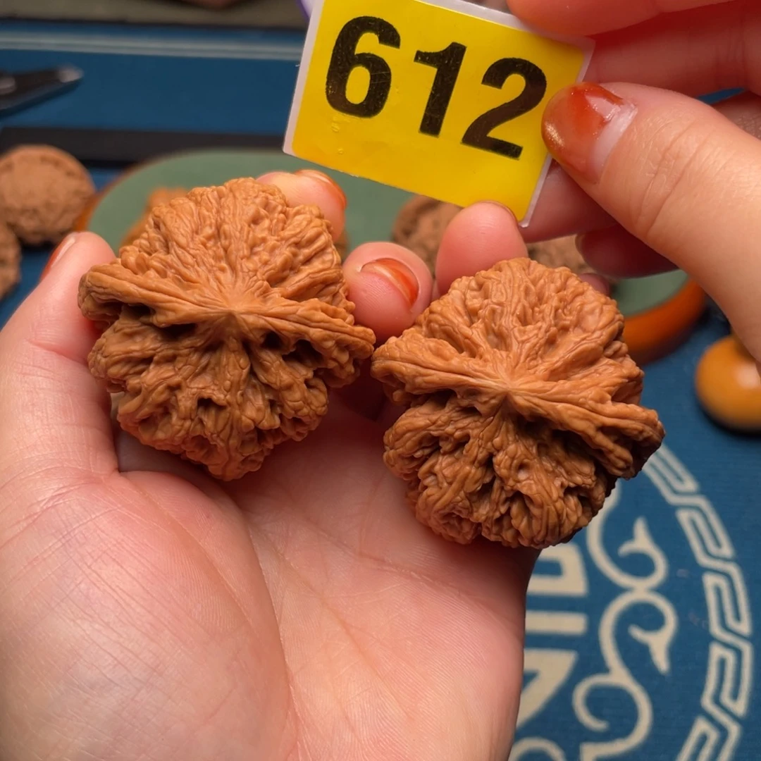 文玩核桃吊坠45粗筋612号