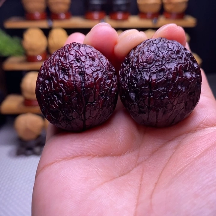 木质类云铁地焖金丝绣球13号