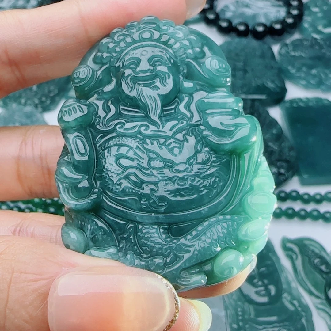 颈饰未镶嵌翡翠多样性发货天然的A货翡翠
