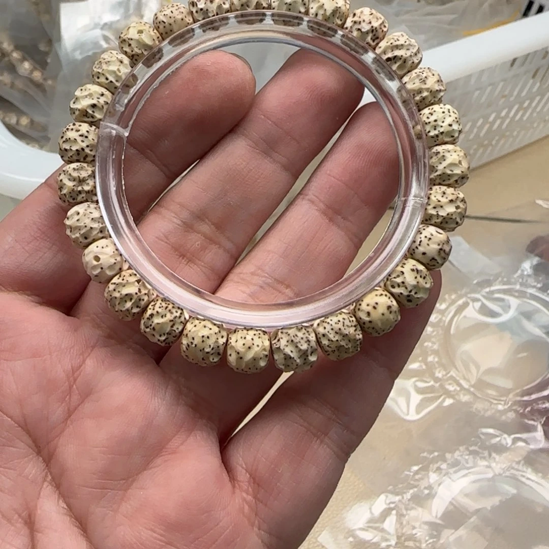 白玉菩提吊坠白色109