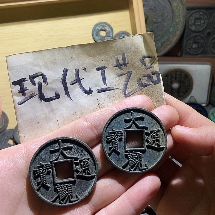 铜现代翻砂制作工艺品