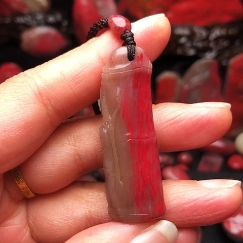 昌化鸡血石昌化鸡血石挂件