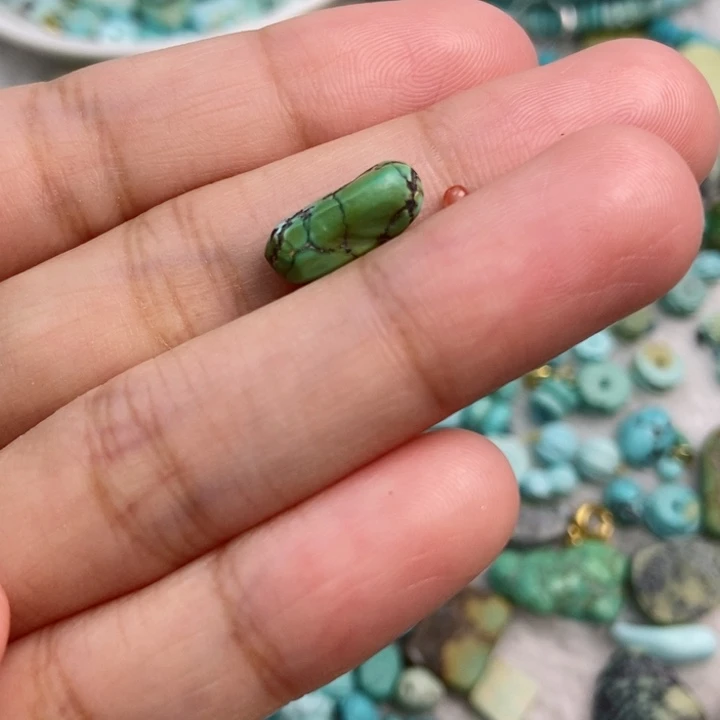 南红玛瑙未镶嵌珠宝奇石