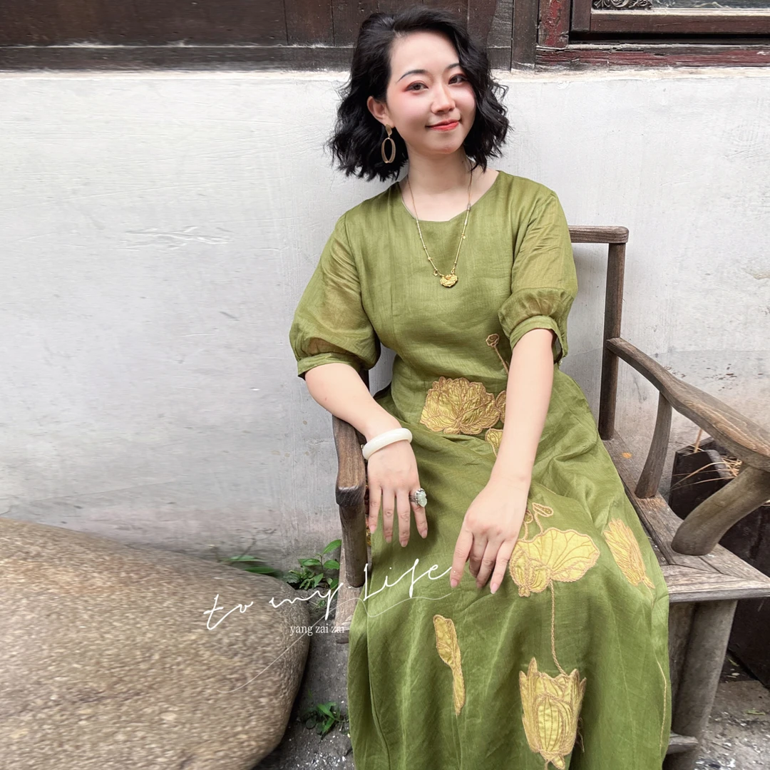 羊在在【清雅荷韵】温柔新中式连衣裙女高级感刺绣长裙LYQ25XQ307