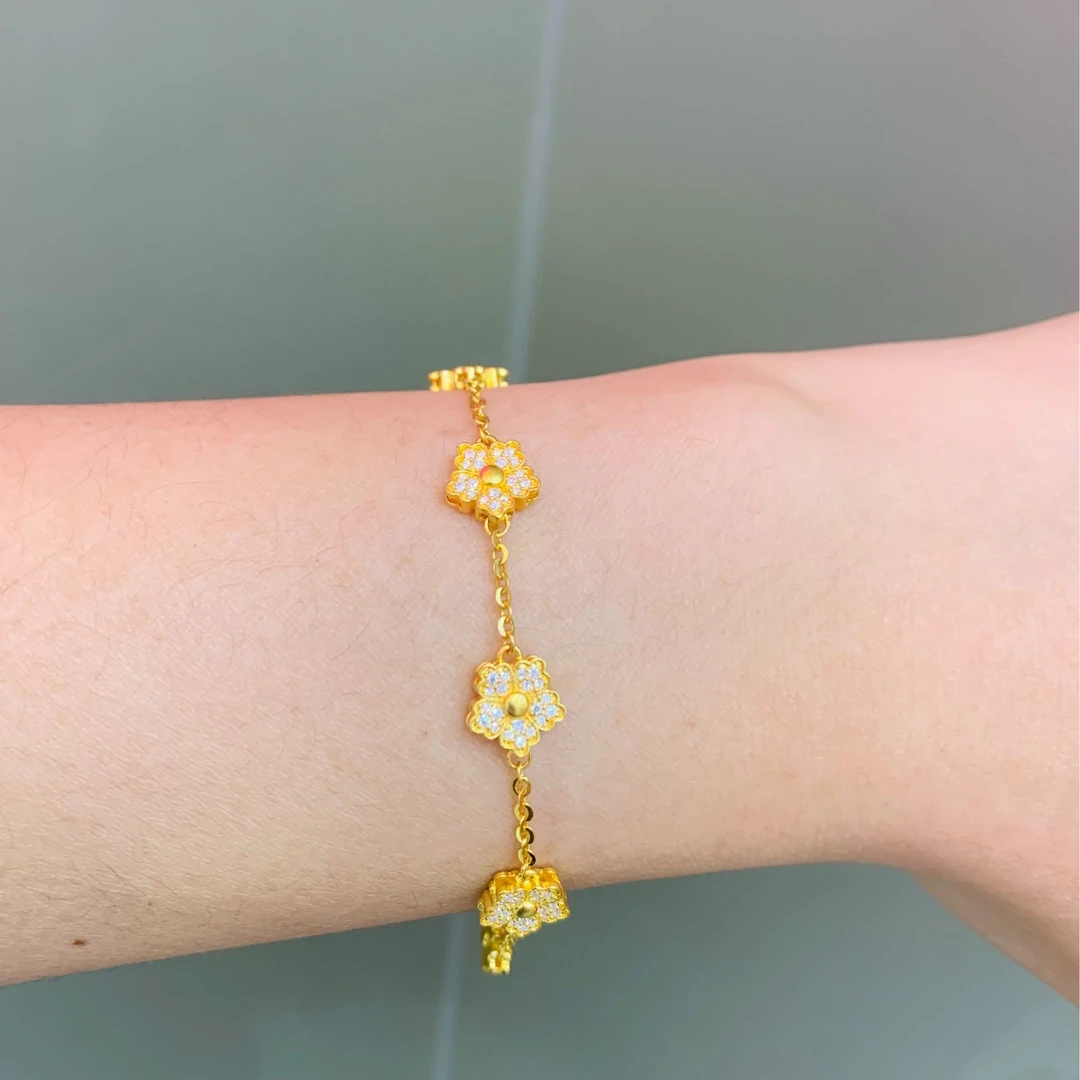 《禧缘黄金》足金999 新款五花手链莫桑点