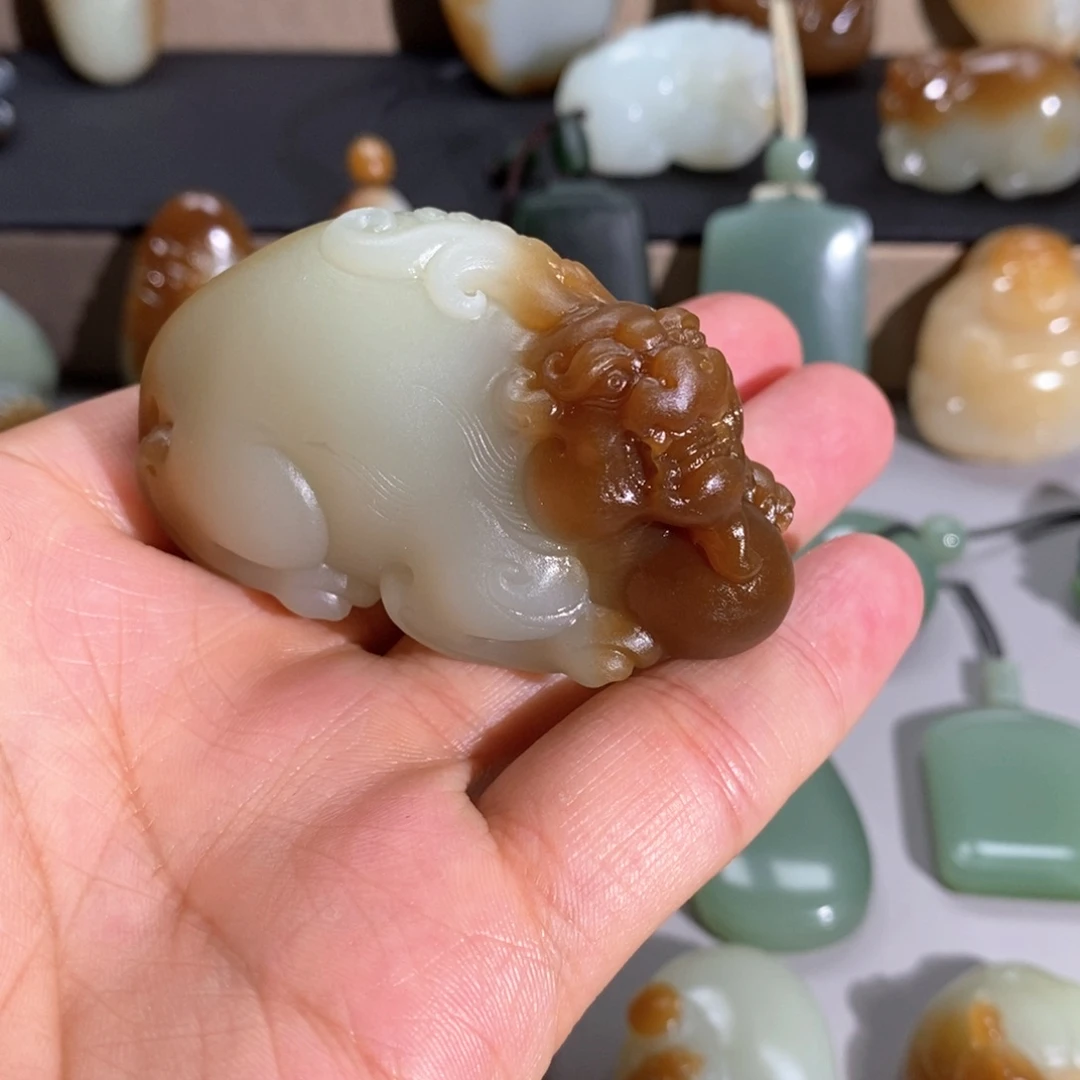 和田玉未镶嵌颈饰吸***手定制