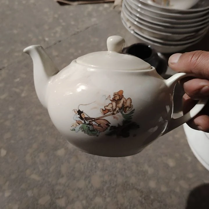 碗陶瓷盘子碗啥都有