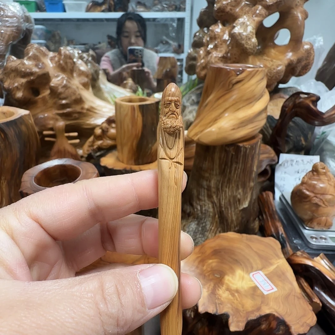 柏木（崖柏）太行崖柏陈化黑油达摩手把件