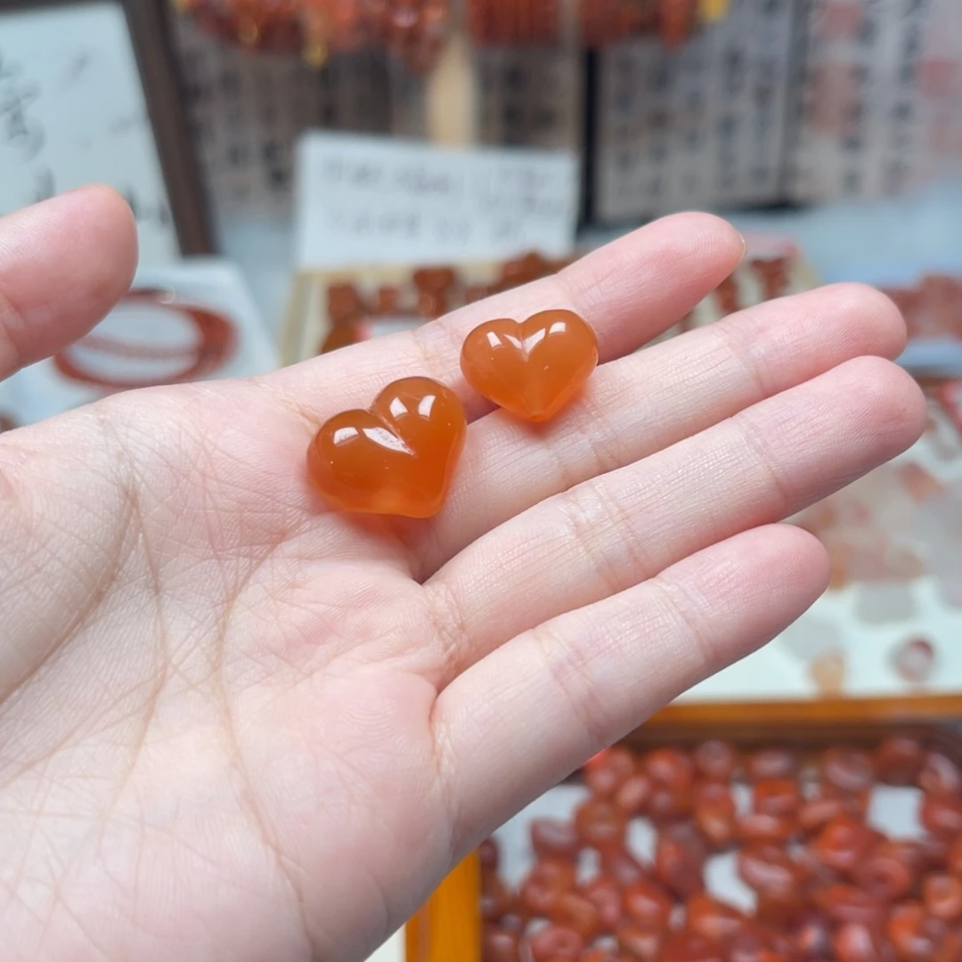 吊坠(不含链)未镶嵌南红玛瑙微瑕