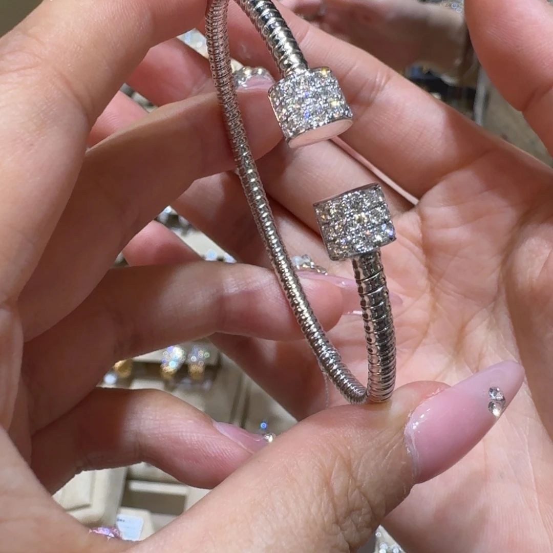 钻石手镯18K金镶嵌