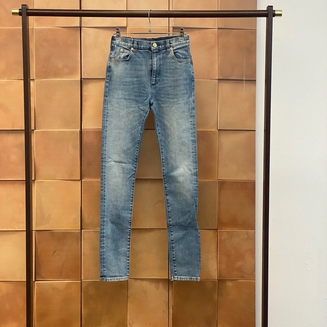 Gucci 水洗蓝刺绣草莓字母logo牛仔裤/99新/29362 无洗标