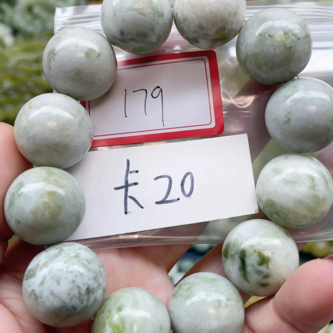 未镶嵌蛇纹石玉手链