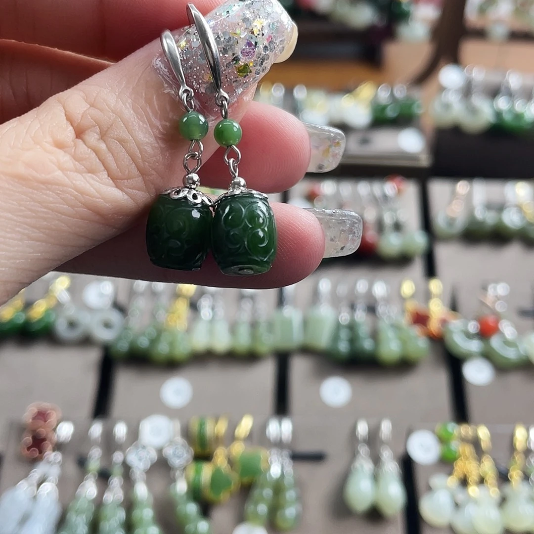 和田玉银S925镶嵌耳饰