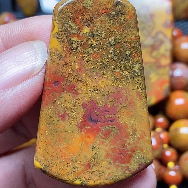 玛瑙/玉髓吊坠未镶嵌