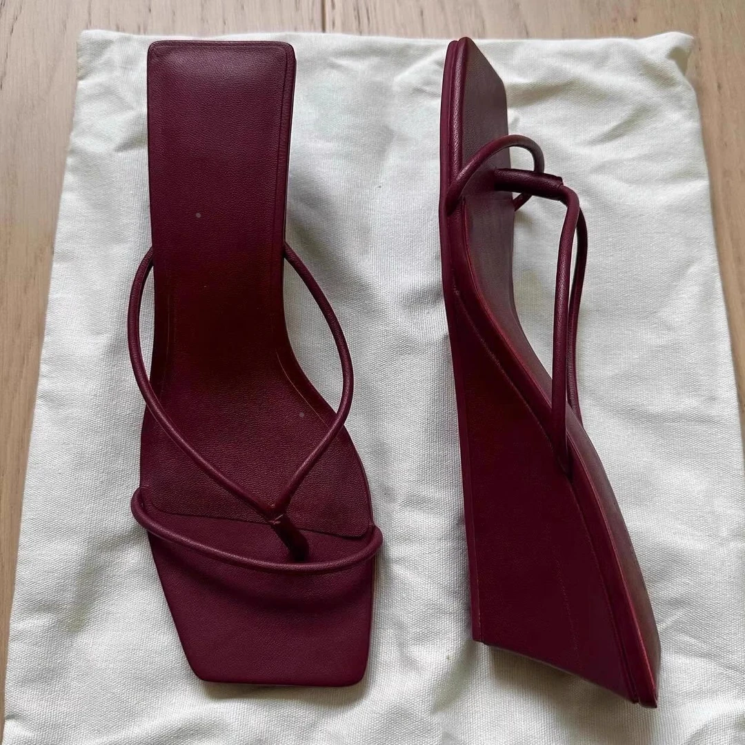 超好吖~法式极简风高跟凉拖女2025夏季新款百搭方头坡跟夹脚拖鞋