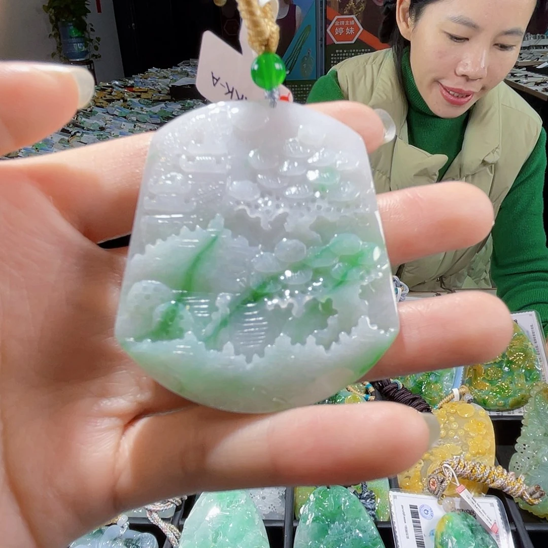 颈饰未镶嵌翡翠翡翠