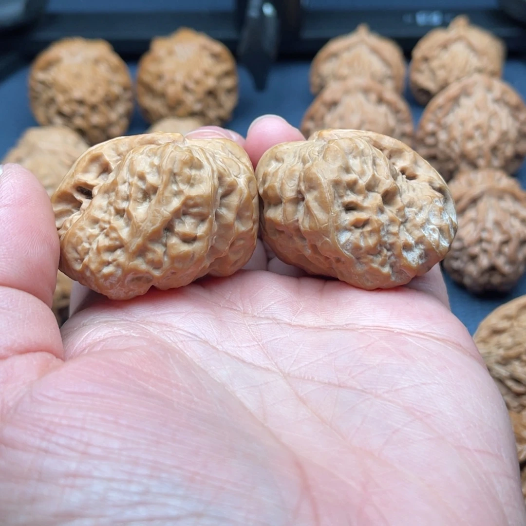 李***曈吊坠文玩核桃一帆风顺