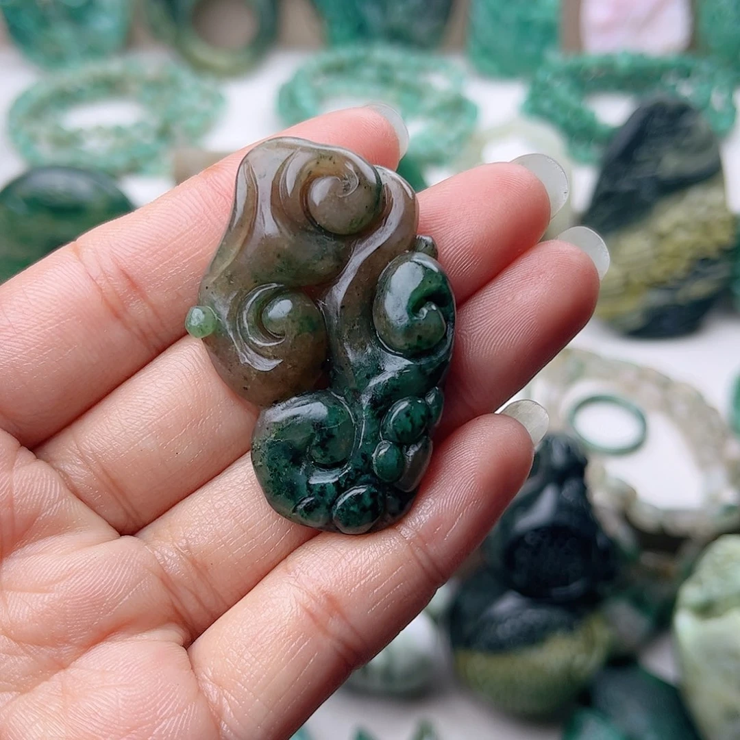 独山玉挂件未镶嵌