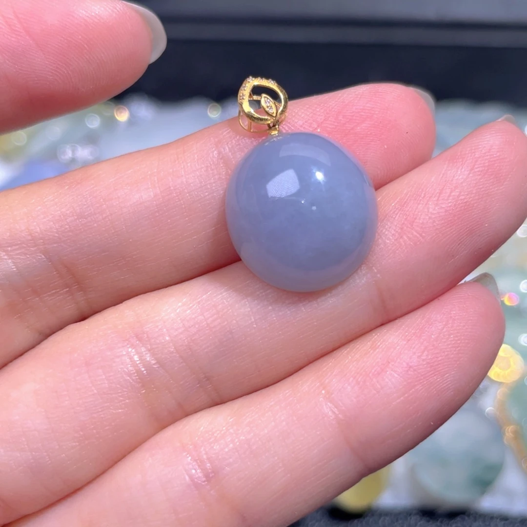 颈饰18K金镶嵌翡翠翡翠