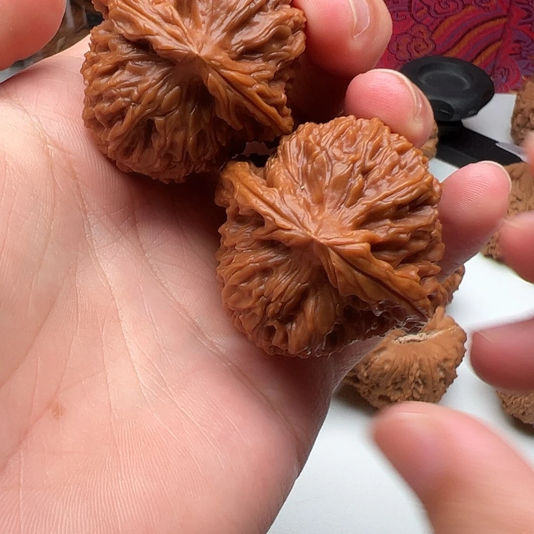 無***觀文玩核桃把件南疆石