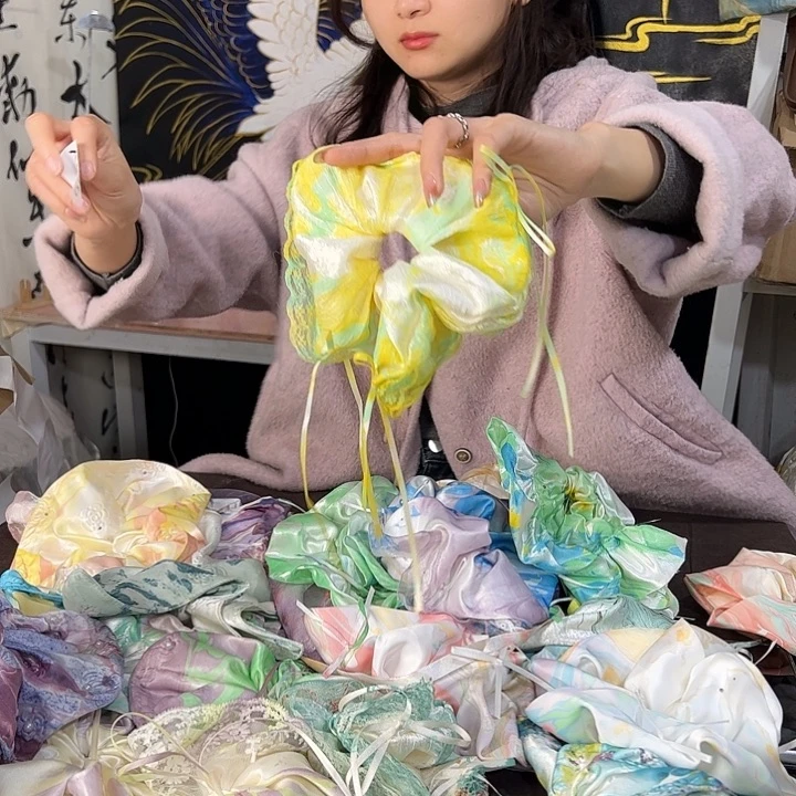 她***星586蕾丝发圈不退不换