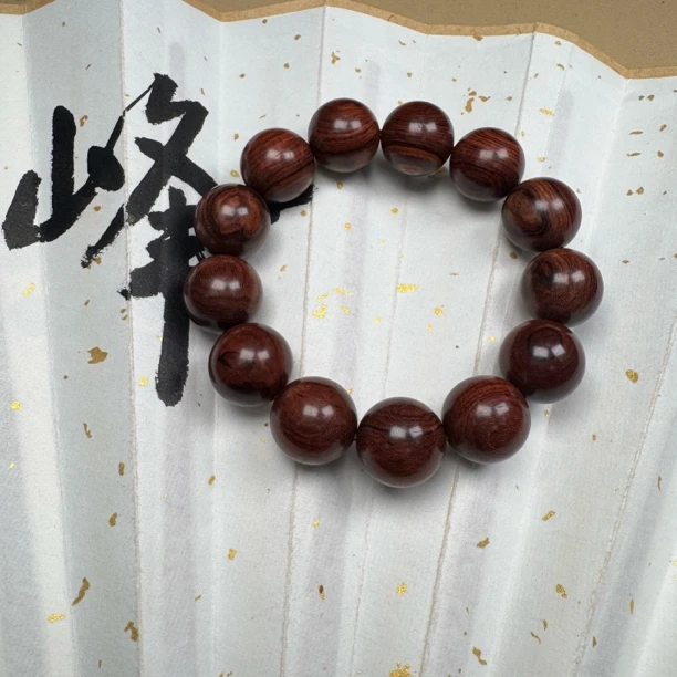 【文玩好物】海南黄花梨1.8油梨老料【多样性，发其一】7