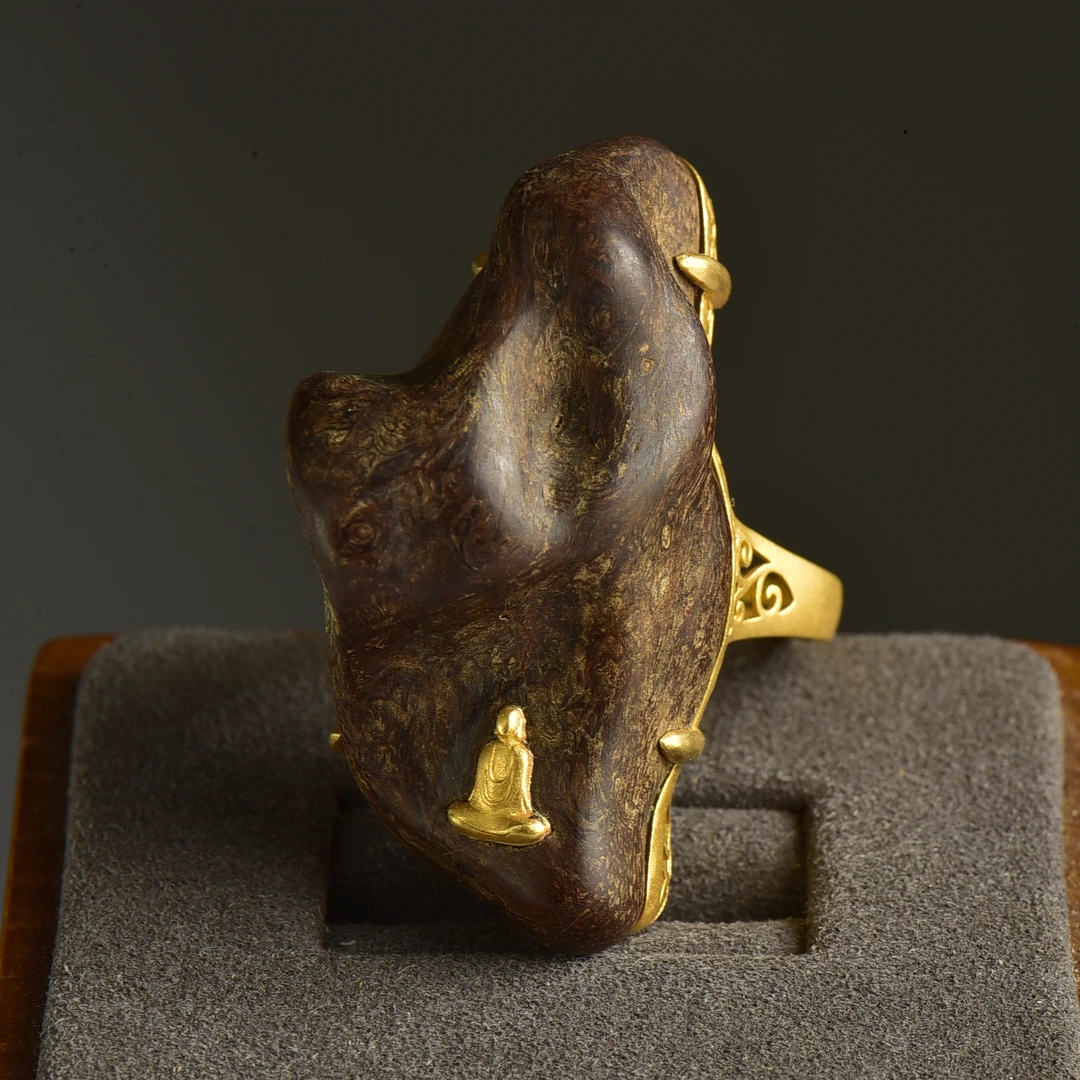 14.8克文莱沉香无相佛戒指