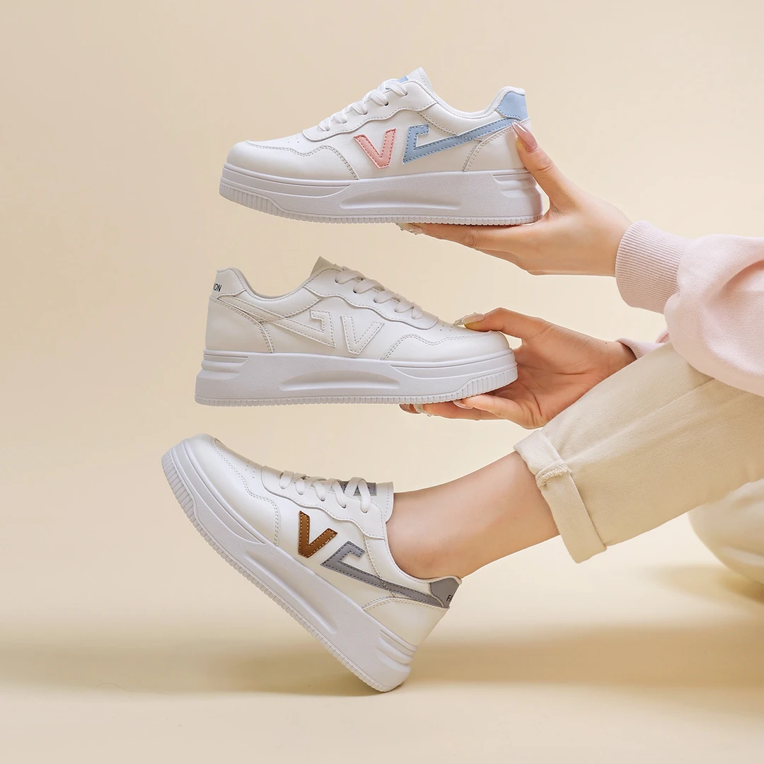 春季新款时尚休闲运动女鞋厚底轻便百搭系带小白鞋学生