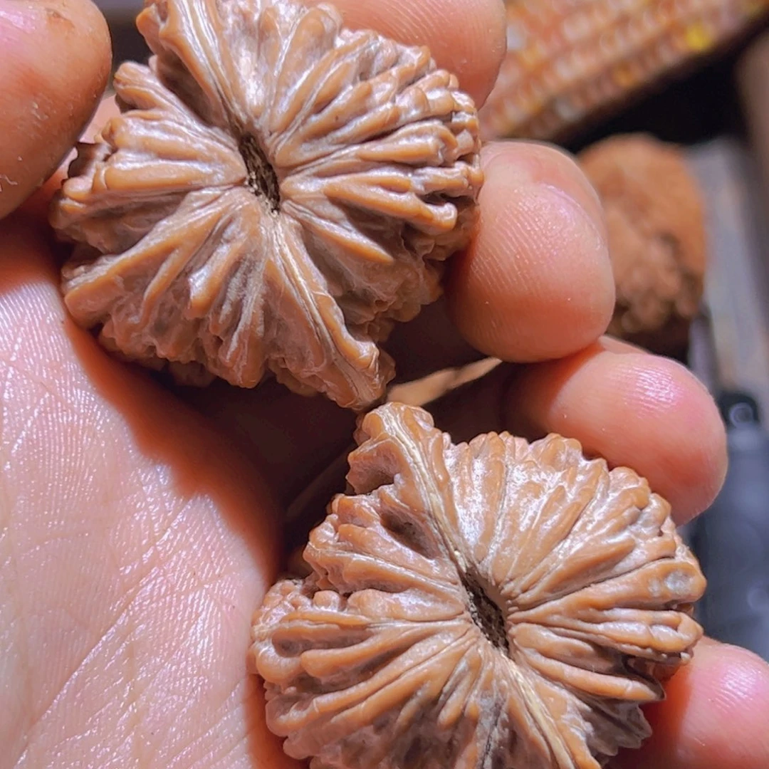 瑞麟文玩核桃四座楼