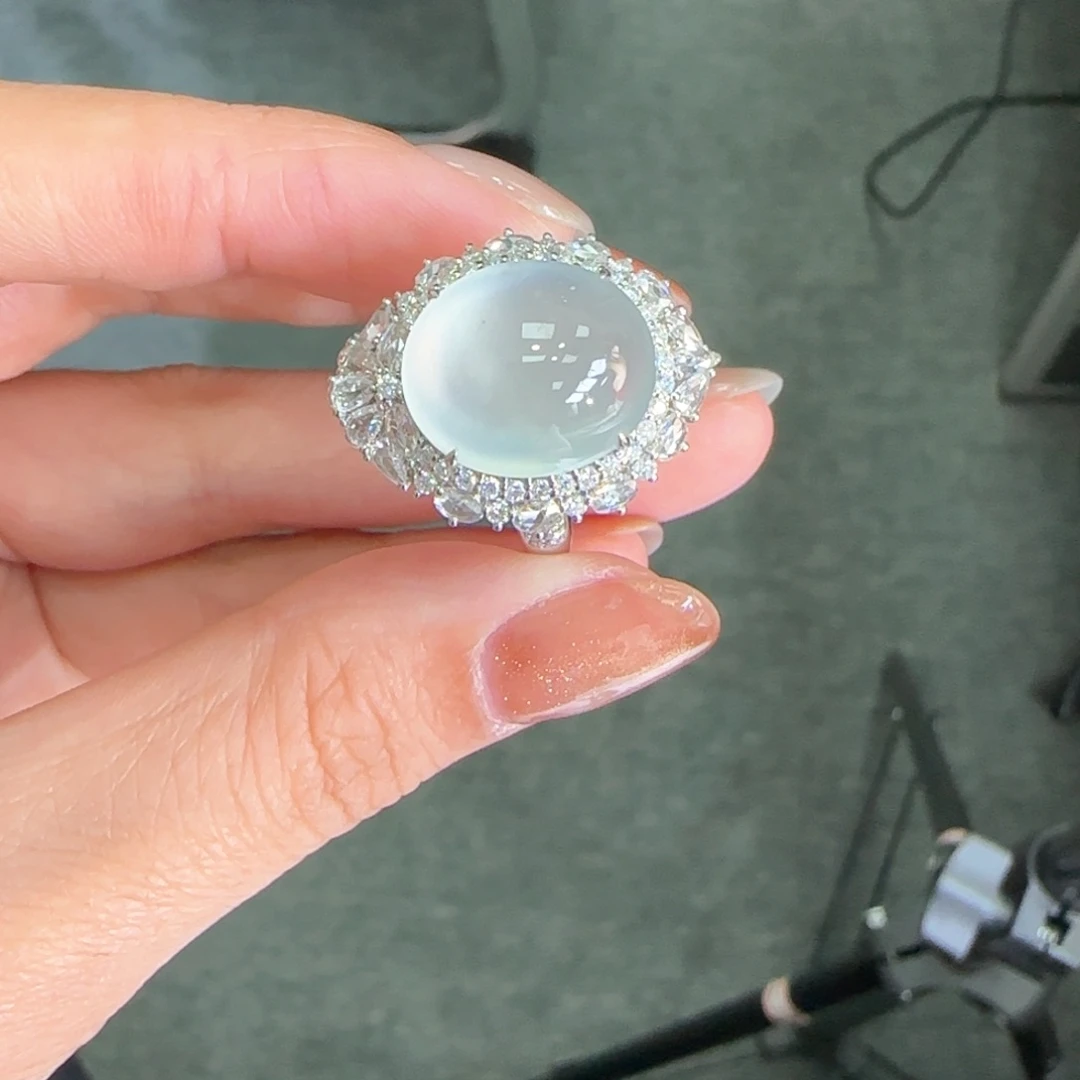 【闪购商品】翡翠戒指18K金镶嵌小*菜天然缅甸A货翡翠