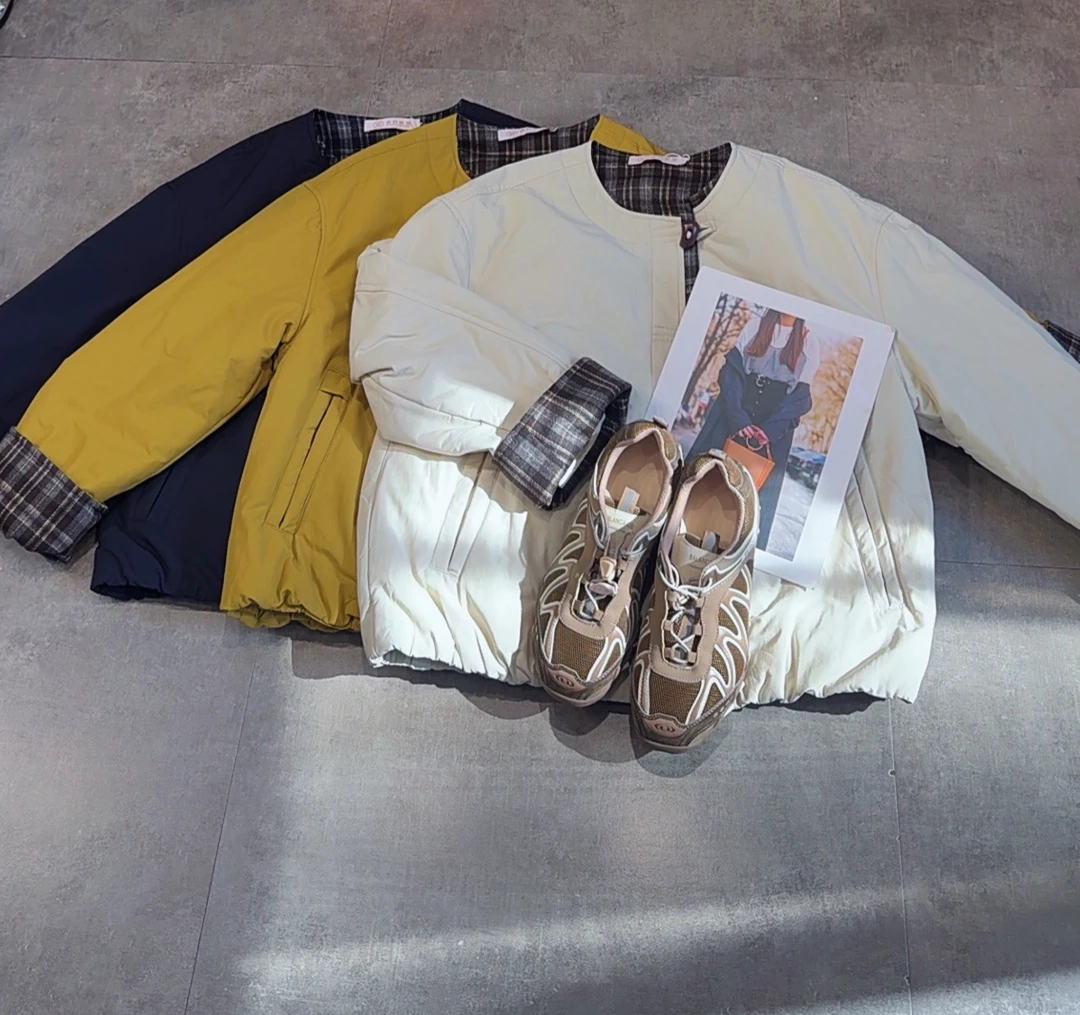 卓约姿色格子撞色小棉服8830