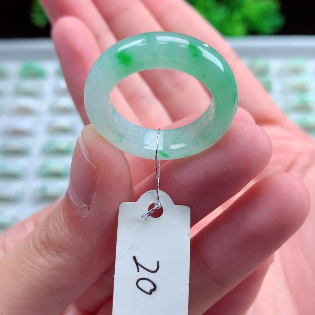 未镶嵌戒指翡翠天然