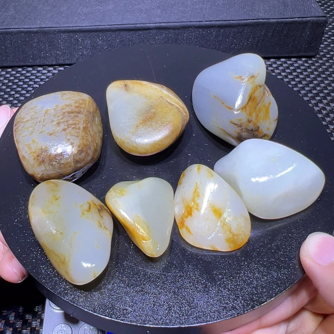 盛***马吊坠(不含链)未镶嵌和田玉（子料）159-68