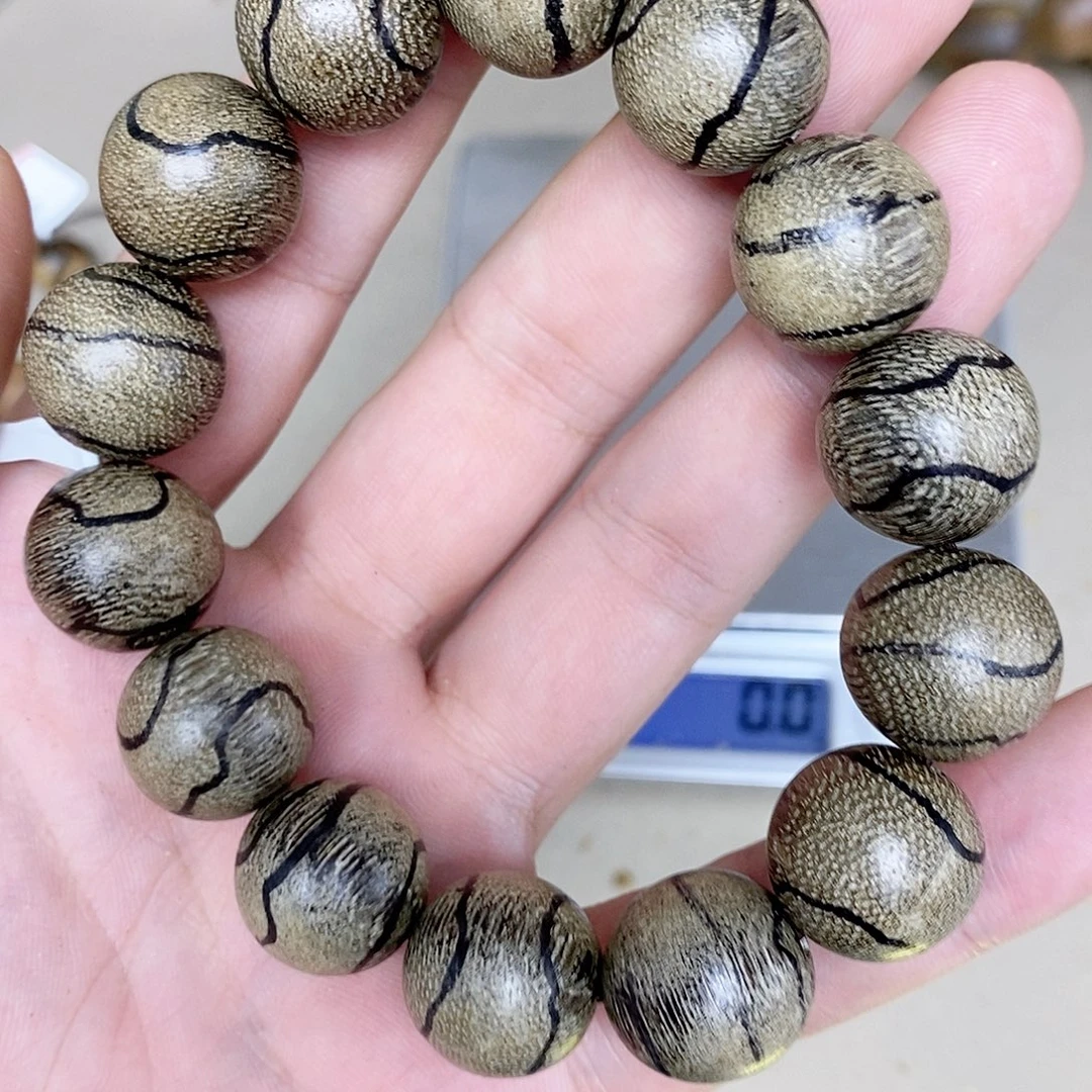 沉香碎屑沉香达拉干虎皮白奇1.6