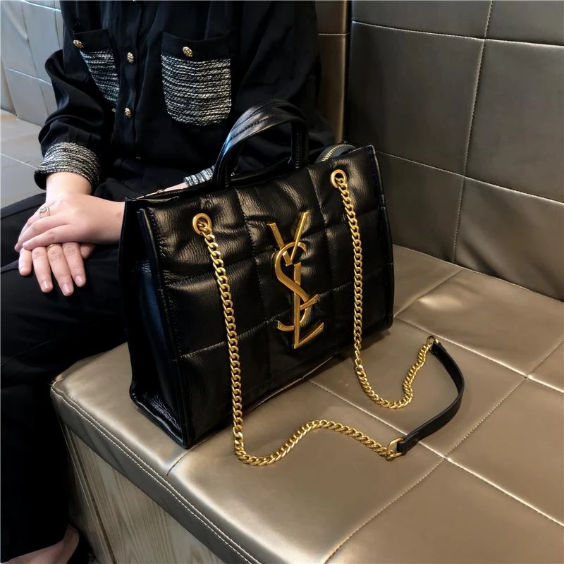 香港品牌大容量菱格通勤托特包包2026新款时尚轻奢单肩腋下包包潮