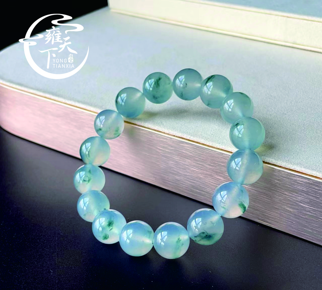 【雍天下】缅甸天然冰种翡翠天空蓝手串