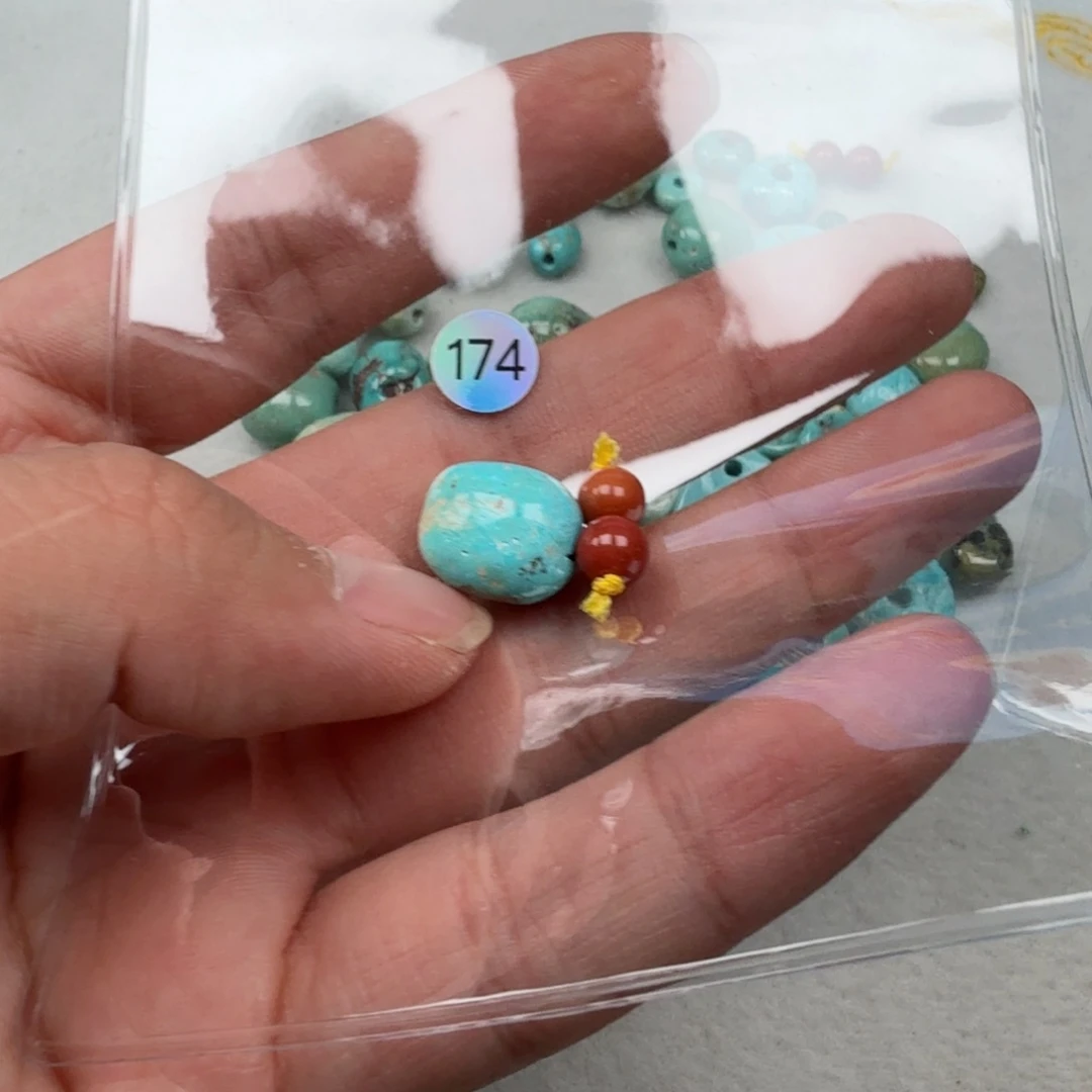 南红玛瑙未镶嵌珠宝奇石
